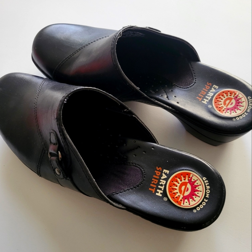 💥Final Price | Earth Spirit Leather Slip On Shoe | Black | 6